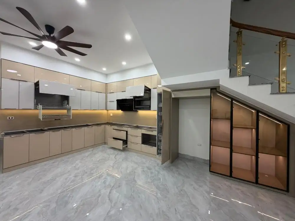 Xưởng Tủ Bếp Inox Cánh Kính Biên Hòa